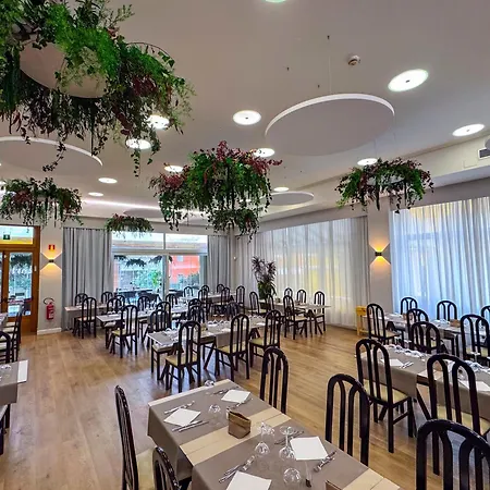Ariston & Hotell