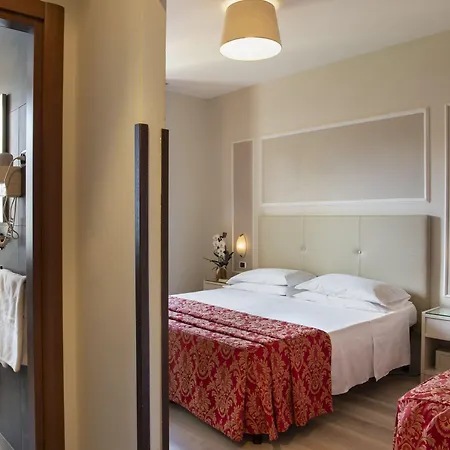 Ariston & Hotel