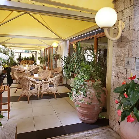 Hotel Ariston &