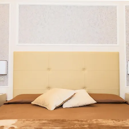 Hotel Ariston &