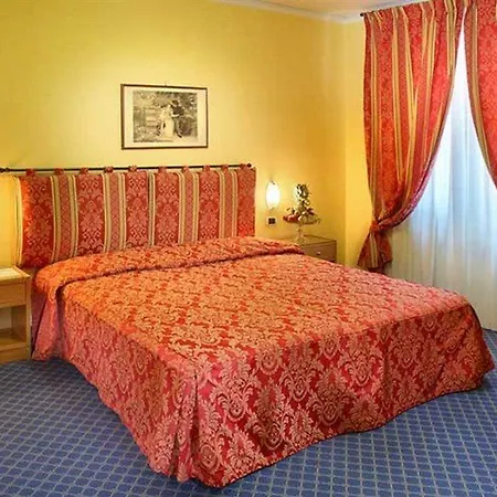 Hotel Ariston &